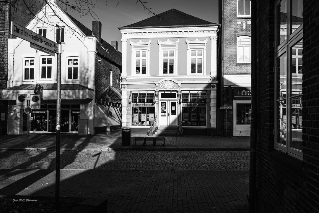 20241102-_S5A5156-Verbessert-RR-2-1080x720 Schwarzweiß und Farbe ... Licht und Schatten