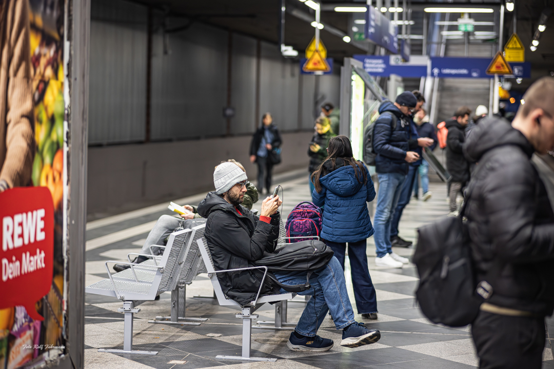 20241128-BX1A5108-Verbessert-RR_1080 Unterwegs in München, ...