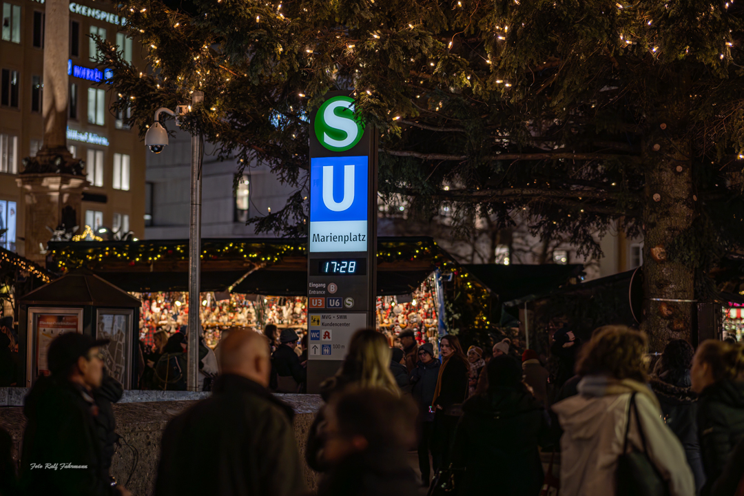 20241128-BX1A5129-Verbessert-RR_1080 Weihnachtsmarkt München 28. November 2024