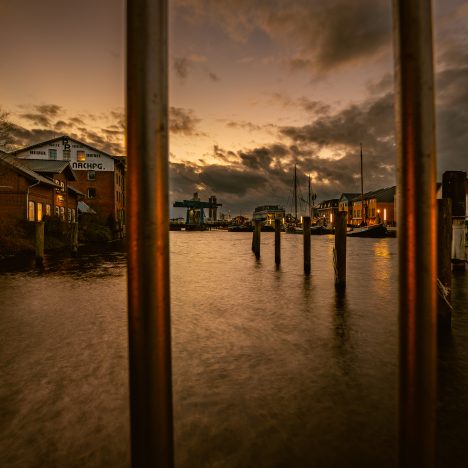 Eine dreier Kombination von Bildern, …